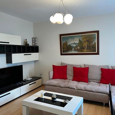 Blloku Family Apartment Tirana Eksteriør billede