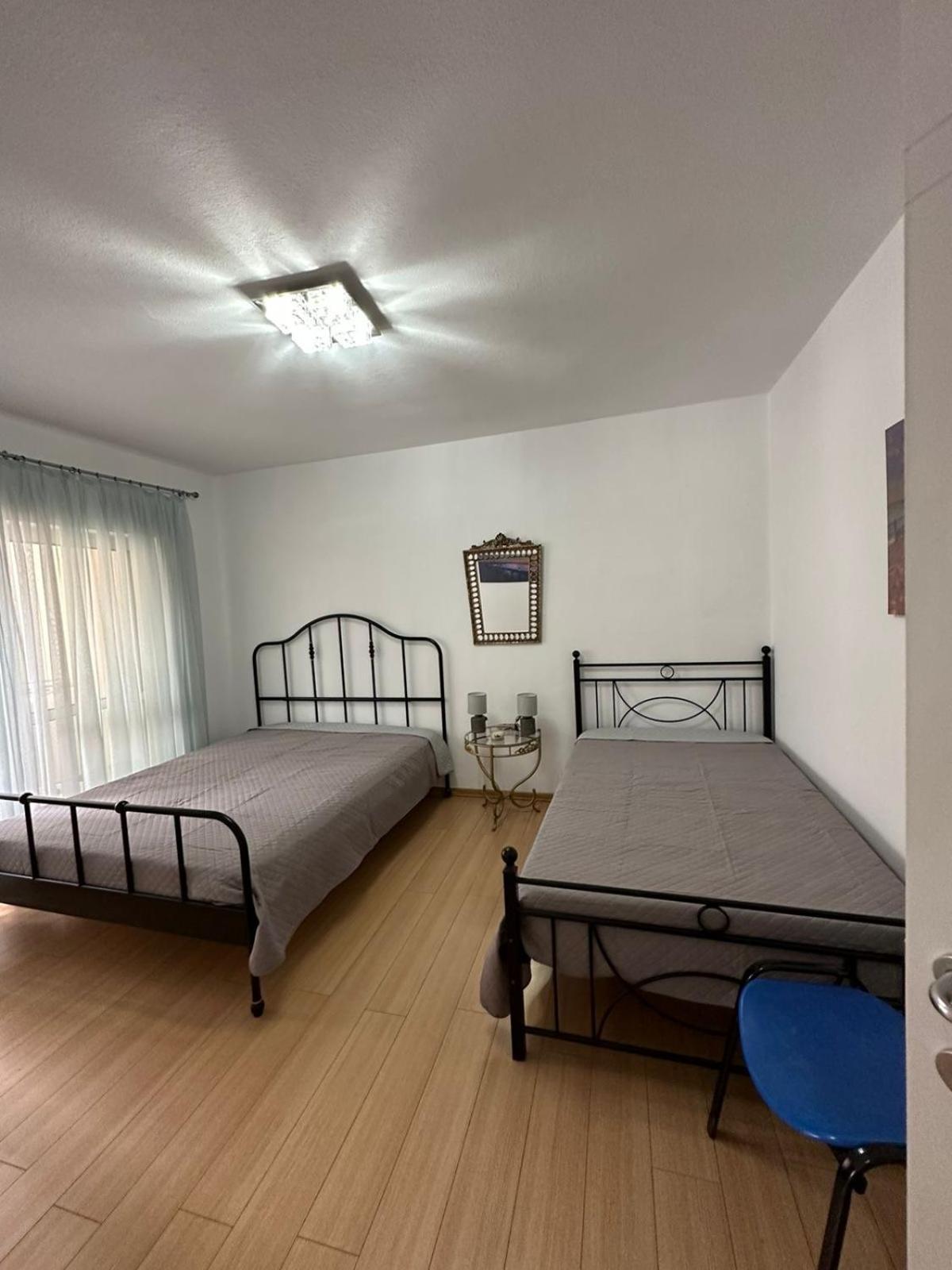 Blloku Family Apartment Tirana Eksteriør billede