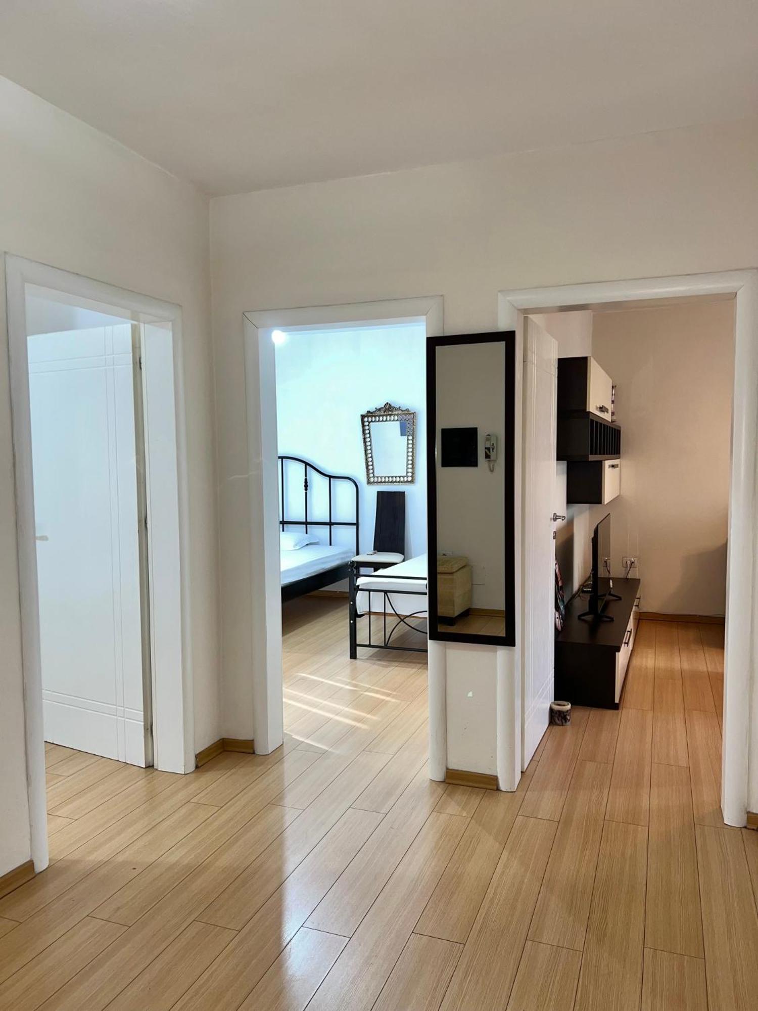 Blloku Family Apartment Tirana Eksteriør billede